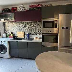 https://appartement-110m2.hotels-rhonealpes.com